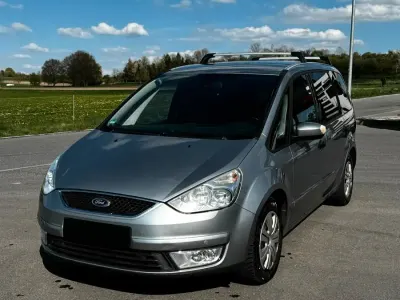 Second-hand Ford Galaxy 140 CP (102 kW) 2009 Argintiu Monovolum