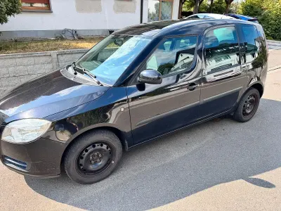 Gebraucht Skoda Roomster 86 PS (63 kW) 2009 Schwarz Van / Kleinbus