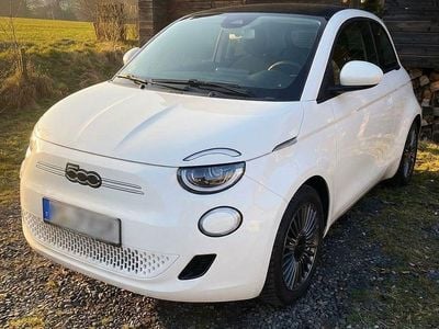 Weiß Gebraucht 2022 Fiat 500e Icon Cabrio | 17.900 € (Guter Preis)