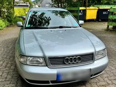 Gebraucht Audi A4 125 PS (91 kW) 1996 Silber Kombi
