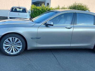 Gebraucht BMW 730L 245 PS (180 kW) 2011 Limousine