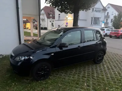 Gebraucht Mazda 2 75 PS (55 kW) 2007 Schwarz Kleinwagen