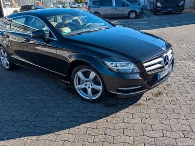 Schwarz Gebraucht 2014 Mercedes CLS350 Shooting Brake Kombi | 14.900 € (Fairer Preis)