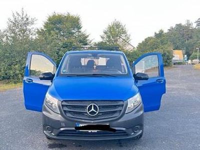 Second-hand Mercedes Vito 136 CP (100 kW) 2016 Albastru Van