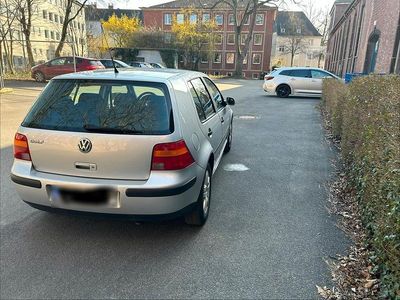 Usata VW Golf IV 75 CV (55 kW) 2002 Argento Utilitaria