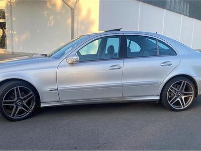 Second-hand Mercedes E240 Avantgarde 177 CP (130 kW) 2004 Argintiu Berlinǎ