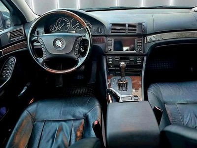 Gebraucht BMW 525 163 PS (119 kW) 2003 Grau Limousine