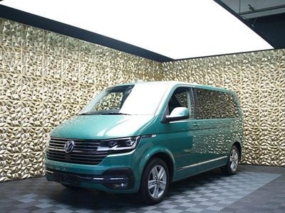 Usado VW Multivan Generation Six 204 HP (150 kW) 2022 Verde Monovolume