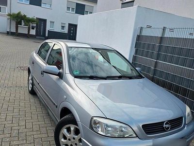 Gebraucht Opel Astra 85 PS (62 kW) 2002 Silber Limousine