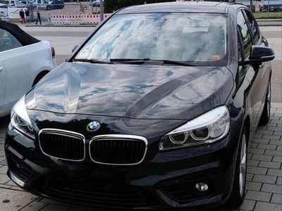 Gebraucht BMW 218 Active Tourer Comfort Edition 150 PS (110 kW) 2015 Van / Kleinbus