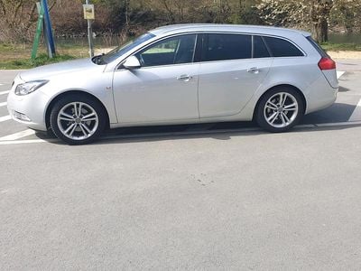 Second-hand Opel Insignia 160 CP (117 kW) 2012 Argintiu Break