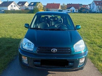 Gebraucht Toyota RAV4 Executive 150 PS (110 kW) 2001 Grün SUV