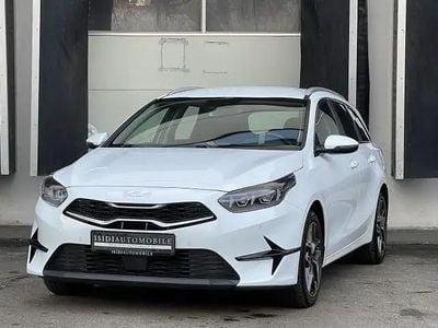 Usata Kia Ceed Sportswagon Spirit 136 CV (100 kW) 2022 Bianco Station wagon