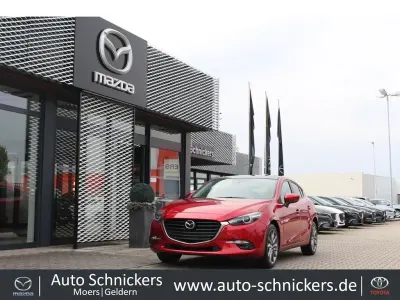 Gebraucht Mazda 3 Signature 120 PS (88 kW) 2019 Rubinrot metallic Limousine