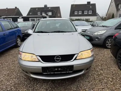 Gebraucht Opel Vectra Elegance 116 PS (85 kW) 1999 Grau Limousine
