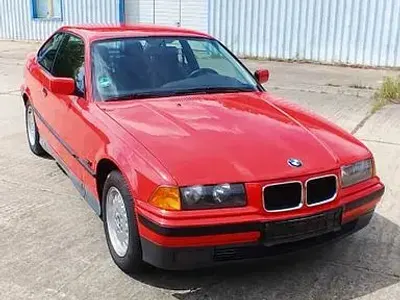Gebraucht BMW 316 Basis 102 PS (75 kW) 1996 Rot Coupé