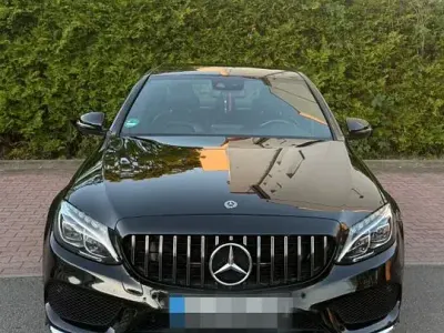 Gebraucht Mercedes E250 204 PS (150 kW) 2018 Schwarz Limousine