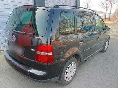 Gebraucht VW Touran 105 PS (77 kW) 2006 Schwarz Van / Kleinbus