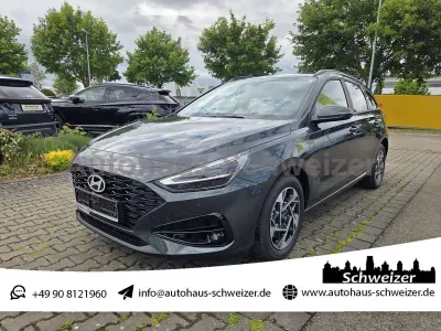 Neu Hyundai i30 GO! 150 PS (110 kW) 2026 Cypress green Kombi