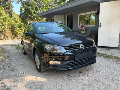 Gebraucht VW Polo Trendline 60 PS (44 kW) 2014 Schwarz Limousine