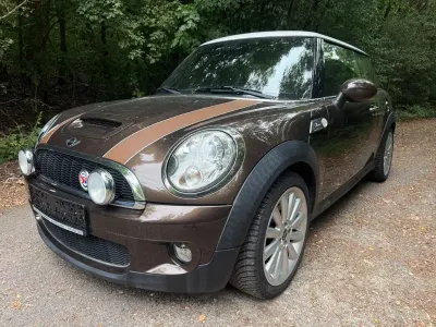 Gebraucht Mini Cooper 174 PS (127 kW) 2010 Braun Kleinwagen