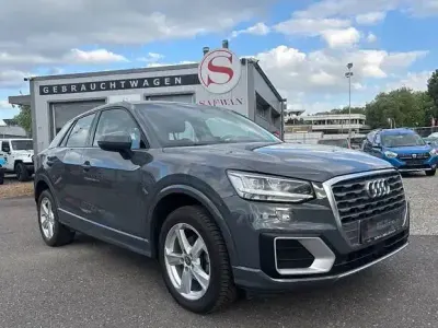 Gebraucht Audi Q2 Sport 116 PS (85 kW) 2019 Grau SUV