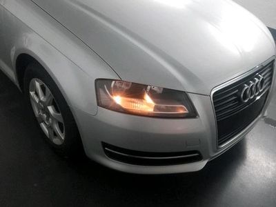 Gebraucht Audi A3 Cabriolet 105 PS (77 kW) 2011 Silber Cabrio