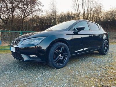 Gebraucht Seat Leon Style 105 PS (77 kW) 2015 Schwarz Limousine