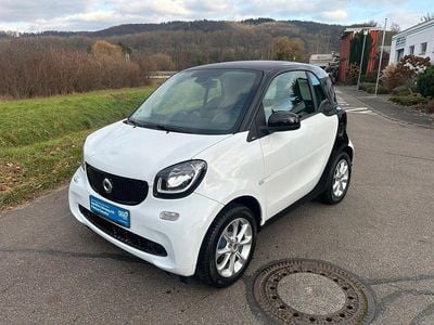 Schwarz Gebraucht 2015 Smart ForTwo Coupé Basis Coupé | 8.999 € (Fairer Preis)