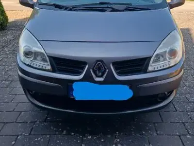 Gebraucht Renault Grand Scénic II 112 PS (82 kW) 2008 Silber Van / Kleinbus