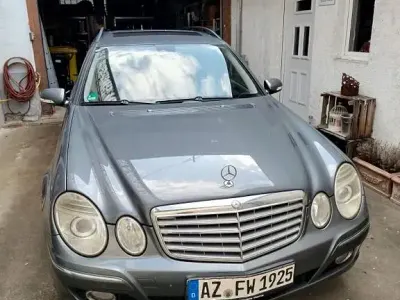 Gebraucht Mercedes E280 Elegance 190 PS (139 kW) 2006 Grau Kombi
