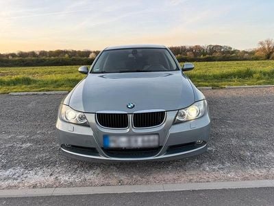 Gebraucht BMW 318 129 PS (94 kW) 2007 Limousine