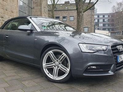 Gebraucht Audi A5 Cabriolet S-Line 177 PS (130 kW) 2012 Grau Cabrio