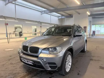Gebraucht BMW X5 Sport Line 245 PS (180 kW) 2010 Grau SUV