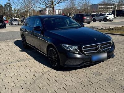 Gebraucht Mercedes E220 194 PS (142 kW) 2017 Schwarz Kombi