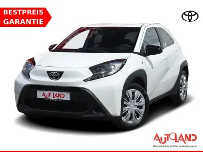 Gebraucht Toyota Aygo X Play 72 PS (52 kW) 2024 Weiß SUV