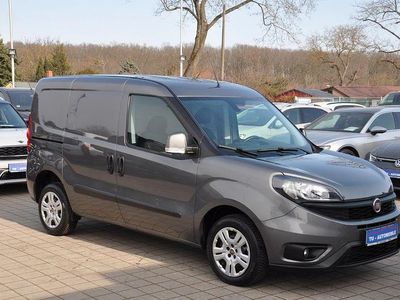 Gebraucht Fiat Doblò 105 PS (77 kW) 2021 Colore esterno (grau (met)) Van / Kleinbus
