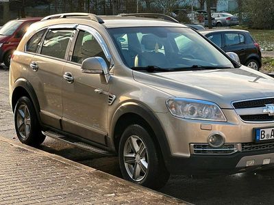 Gebraucht Chevrolet Captiva 150 PS (110 kW) 2009 Gold SUV