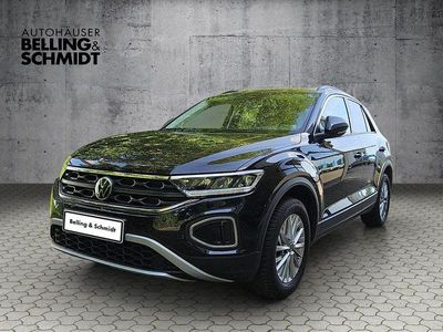 Second-hand VW T-Roc Life 116 CP (85 kW) 2024 Negru SUV