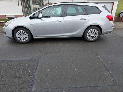 Silber Gebraucht 2011 Opel Astra Sport Kombi | 4.800 € (Fairer Preis)