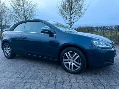 Gebraucht VW Golf Cabriolet R 105 PS (77 kW) 2014 Blau Cabrio