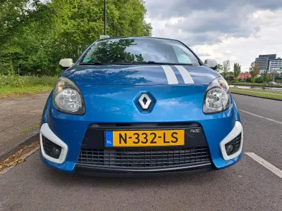 Gebraucht Renault Twingo R.S. 133 PS (97 kW) 2011 Blau Kleinwagen