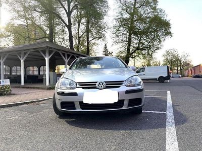 Usata VW Golf IV Trendline 75 CV (55 kW) 2005 Grigio Berlina