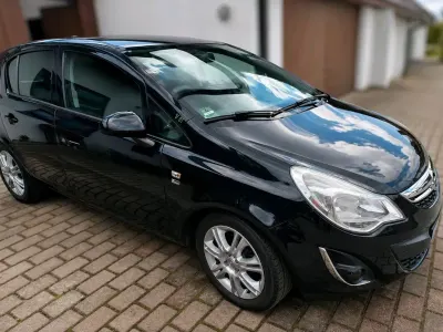 Gebraucht Opel Corsa 87 PS (63 kW) 2012 Schwarz Kleinwagen