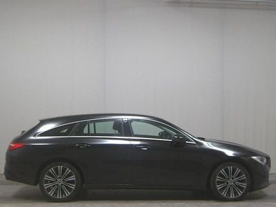 Gebraucht Mercedes CLA200 Shooting Brake Progressive 150 PS (110 kW) 2022 Schwarz Kombi