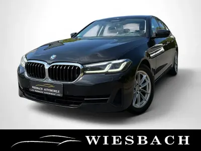 Gebraucht BMW 520 Performance 190 PS (139 kW) 2023 Schwarz Limousine
