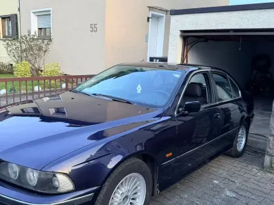 Second-hand BMW 520 1999 Albastru Berlinǎ