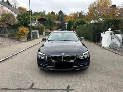 Schwarz Gebraucht 2015 BMW 320 Sport Line Kombi | 11.900 € (Fairer Preis)
