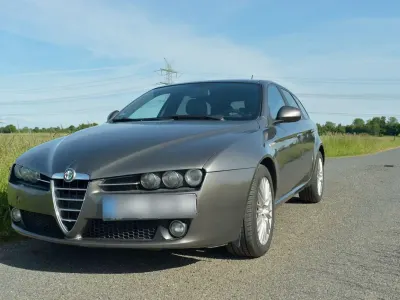 Gebraucht Alfa Romeo 159 136 PS (100 kW) 2011 Grau Kombi