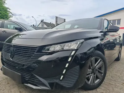 Gebraucht Peugeot 308 SW 131 PS (96 kW) 2022 Schwarz Kombi